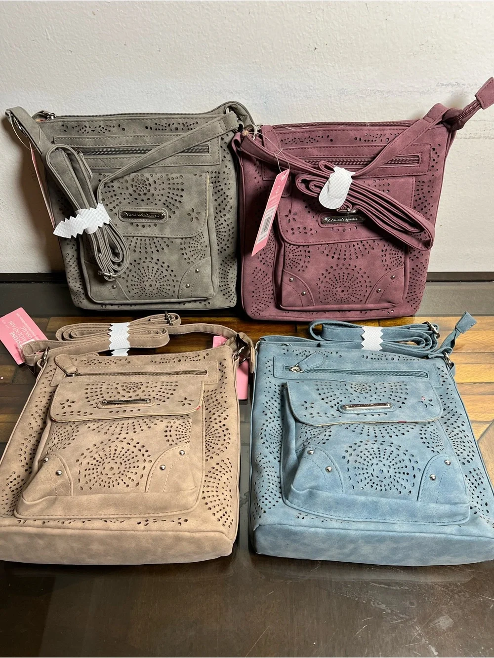 Stone Mountain USA 4-Handbags Bundle | New With Tags | Save Big $266 MSRP - Picture 3 of 16